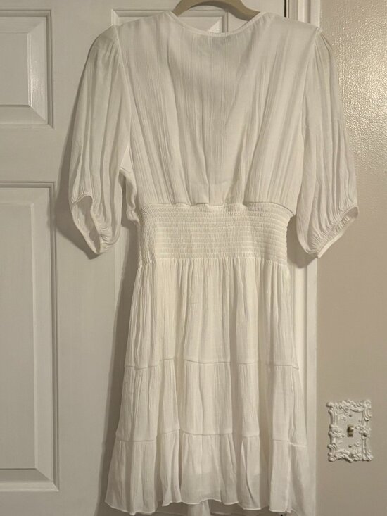 J. Gee White Feminine Dress Size XL - Picture 3 of 6